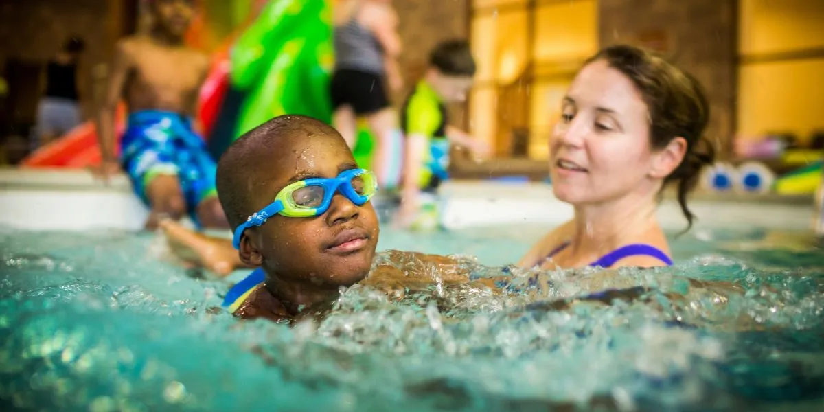 When to Start Swimming Lessons for Your Child