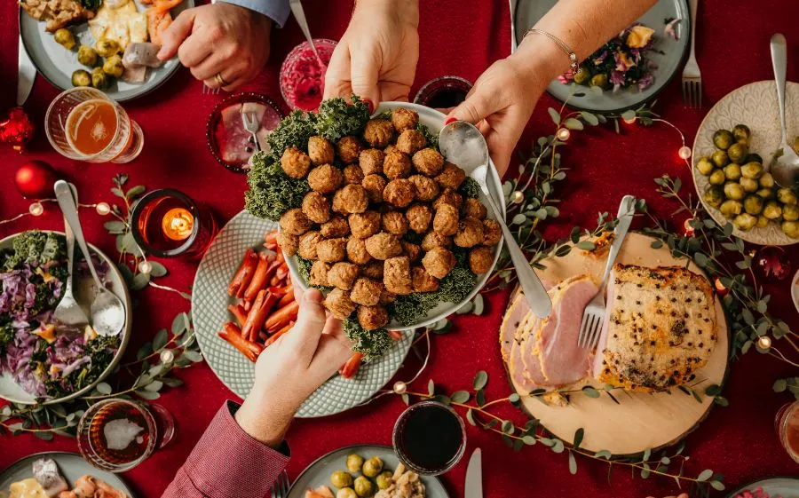 thanksgiving feast news post