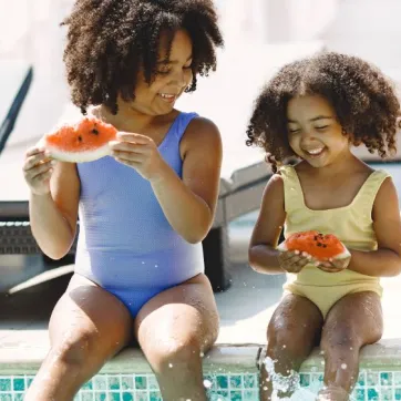 pool party news post