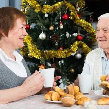 aoa senior holiday christmas news post