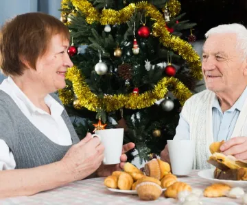 aoa senior holiday christmas news post